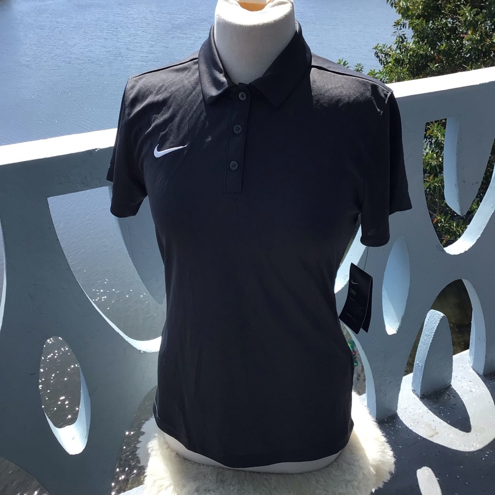NWT Nike Dry Short Sleeve Button-up V-Neck Polo Top Shirt Blouse in Gray